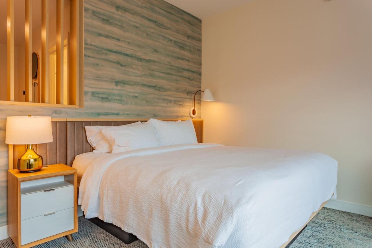 Towneplace Suites By Marriott Raleigh - University Area Bagian luar foto