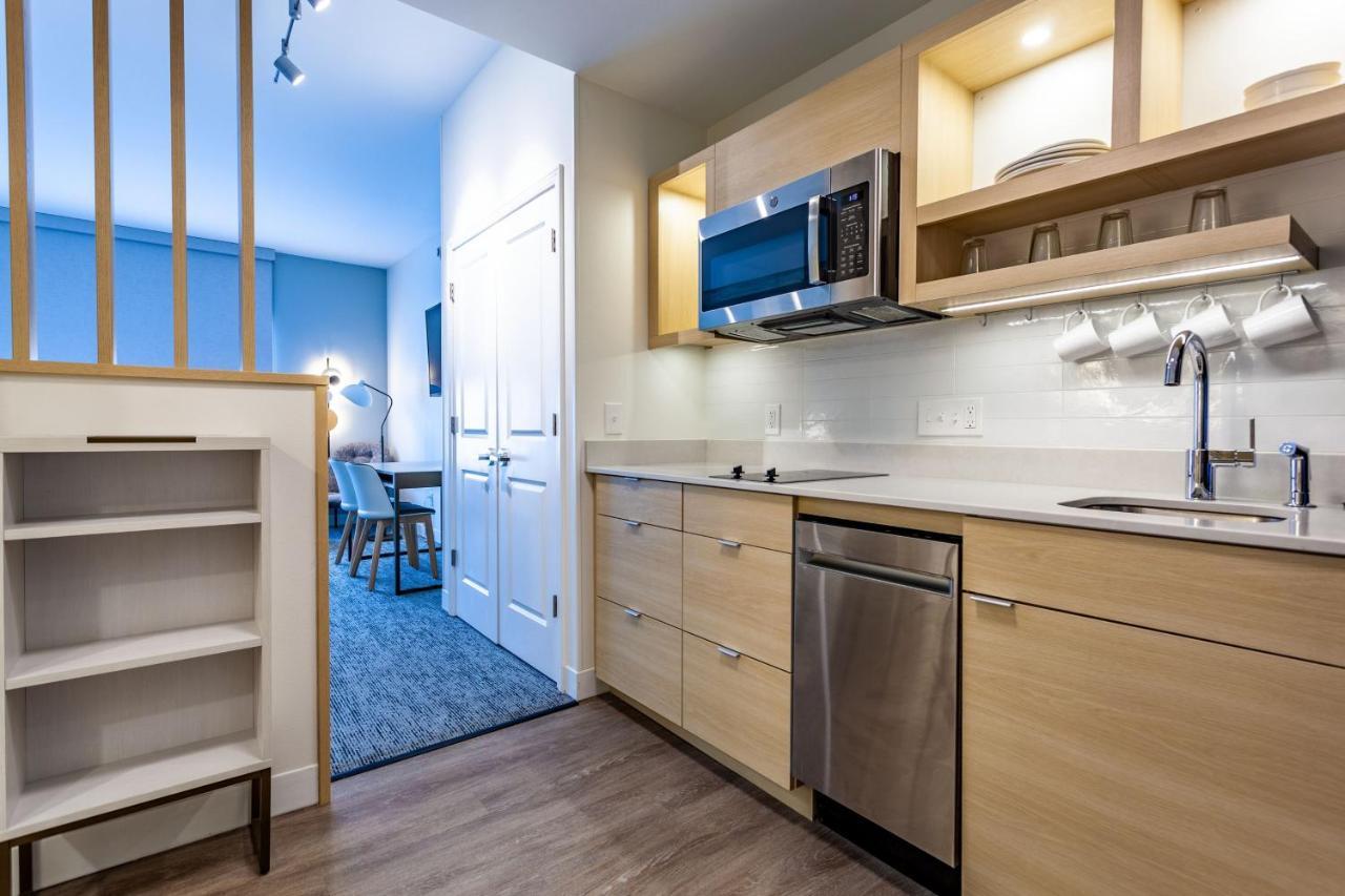 Towneplace Suites By Marriott Raleigh - University Area Bagian luar foto