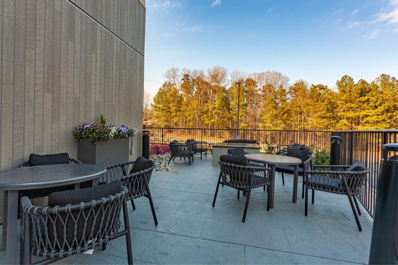 Towneplace Suites By Marriott Raleigh - University Area Bagian luar foto