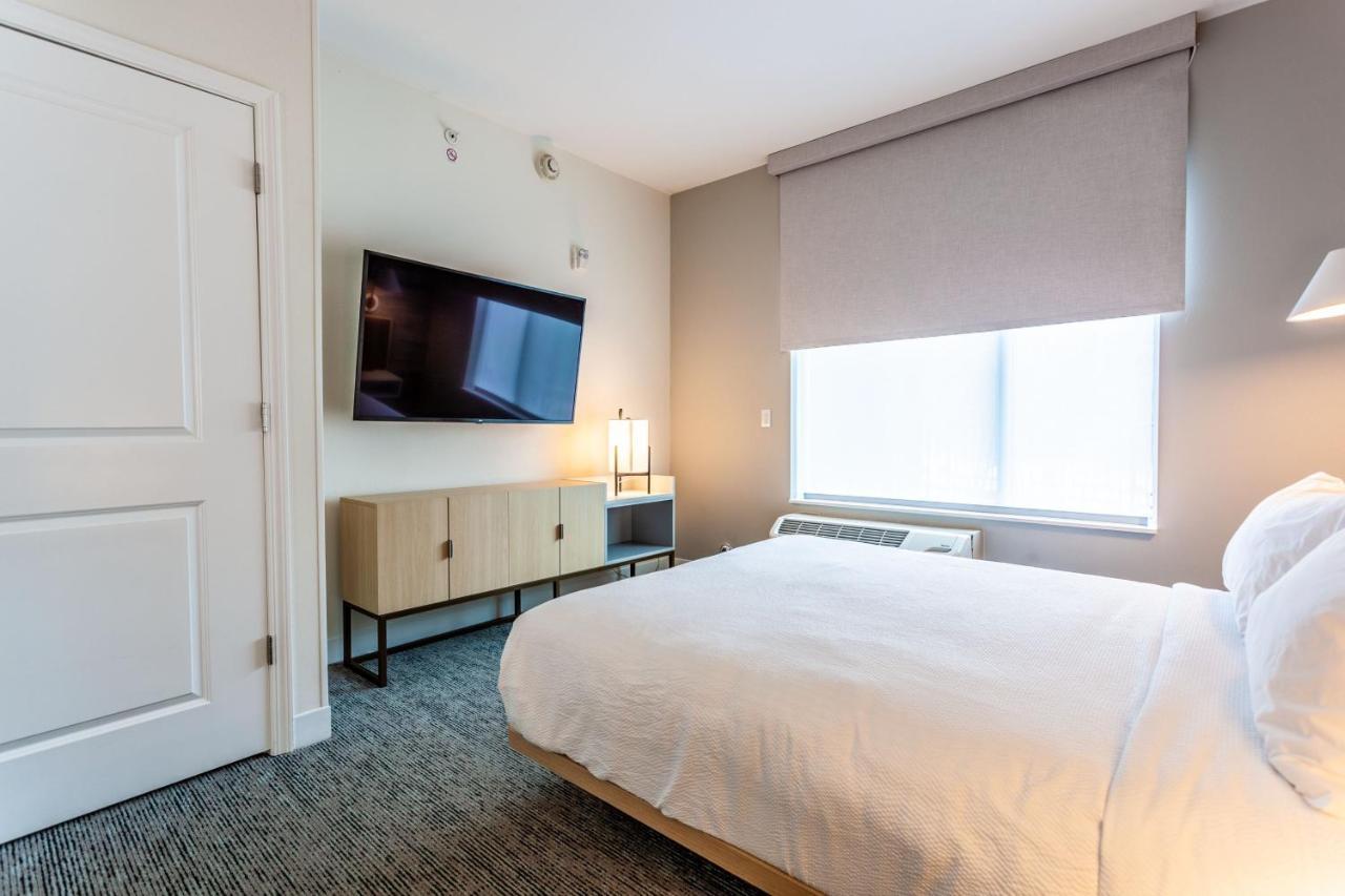 Towneplace Suites By Marriott Raleigh - University Area Bagian luar foto