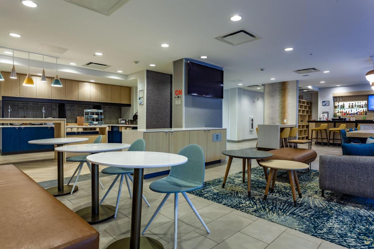 Towneplace Suites By Marriott Raleigh - University Area Bagian luar foto