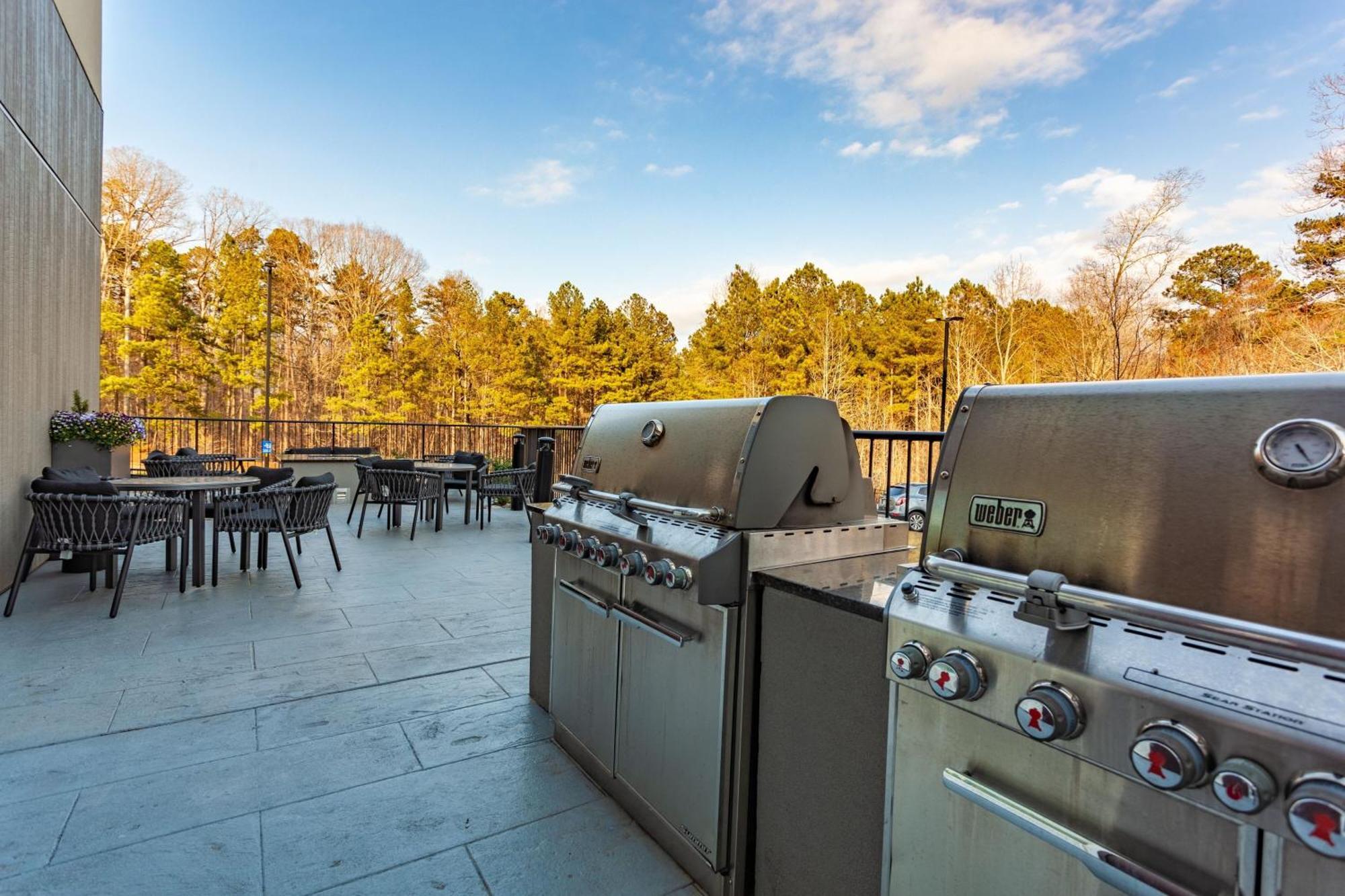 Towneplace Suites By Marriott Raleigh - University Area Bagian luar foto